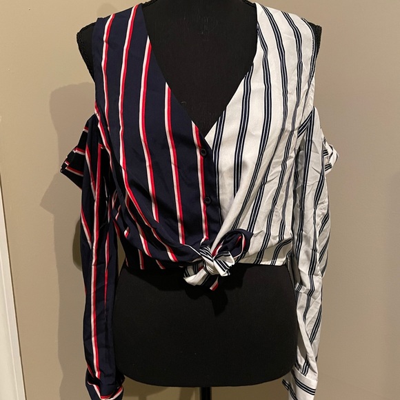 Top - Picture 4 of 5